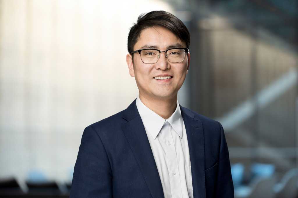 Dr Alex Ji