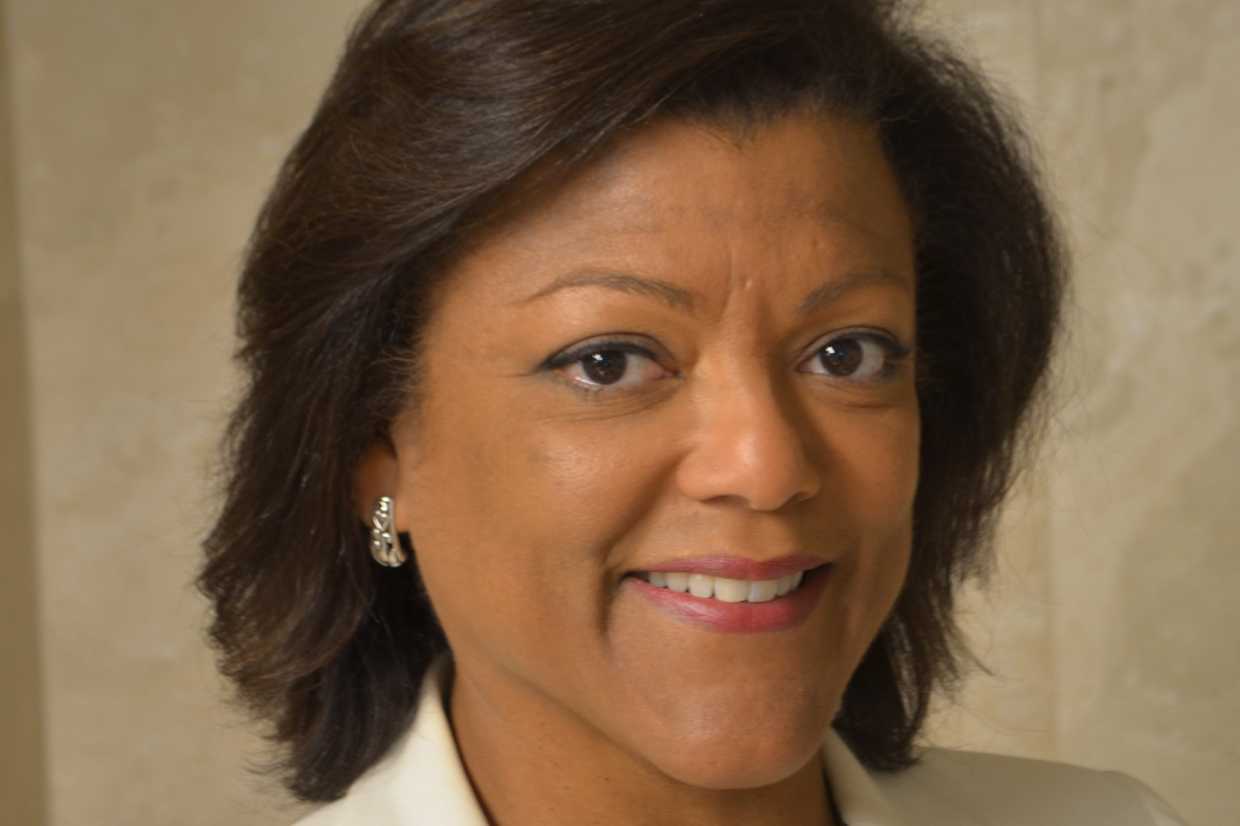 Dawn Gillis, Golden Corral