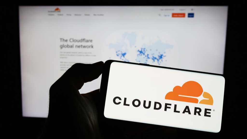 Image: Phishing campaign abuses Cloudflare Tunnels to sneak malware past firewalls