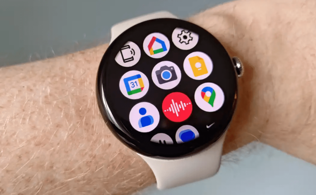 Image: Google Pixel Watch 3 im Test: GrÃ¶Ãer, intelligenter, besser