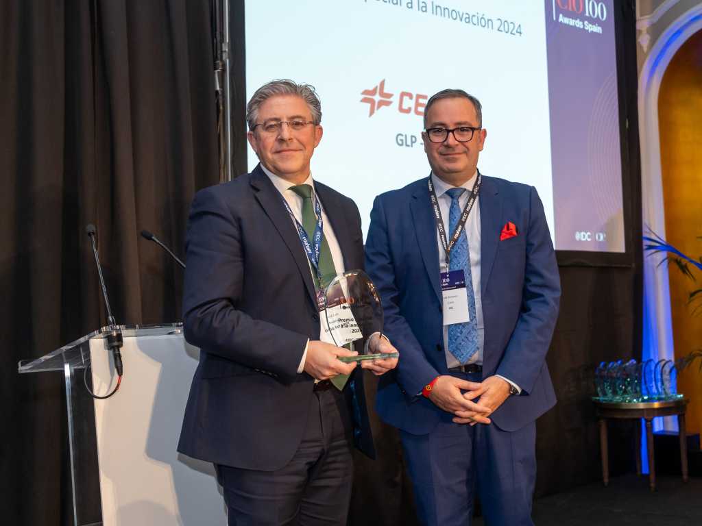 Gasib, premio especial a la ԲԴDZó 2024 en los 'ɫ100 Awards'