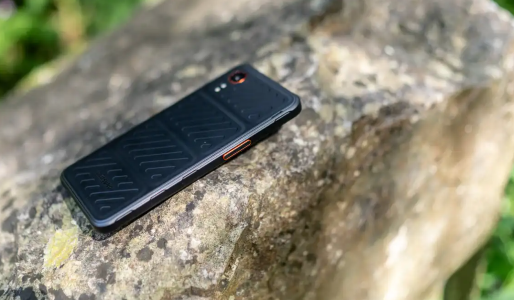 Image: Samsung Galaxy XCover7 im Test: Robustes Android-Smartphone