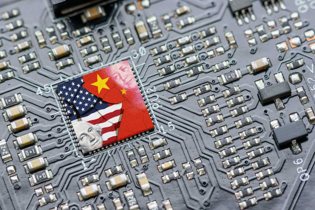 Image: US lets China buy semiconductor design software again