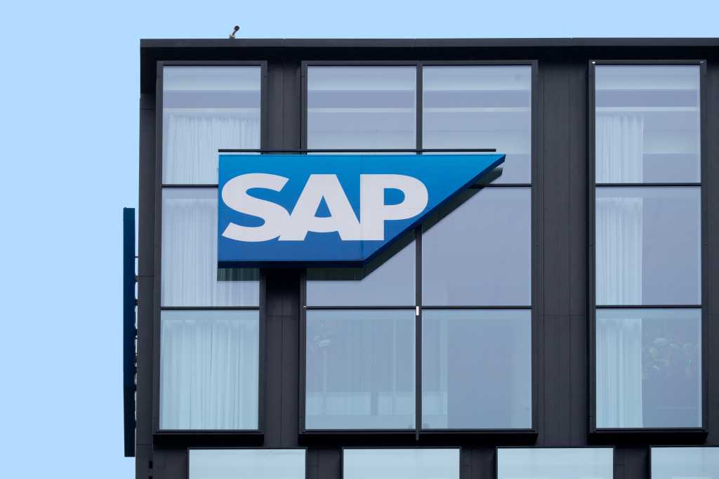 Image: Nearly half of SAP ECC customers may stick with legacy ERP beyond 2027