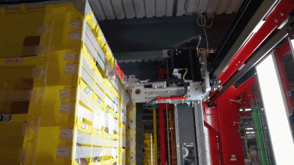 Amazon Vulcan Robot