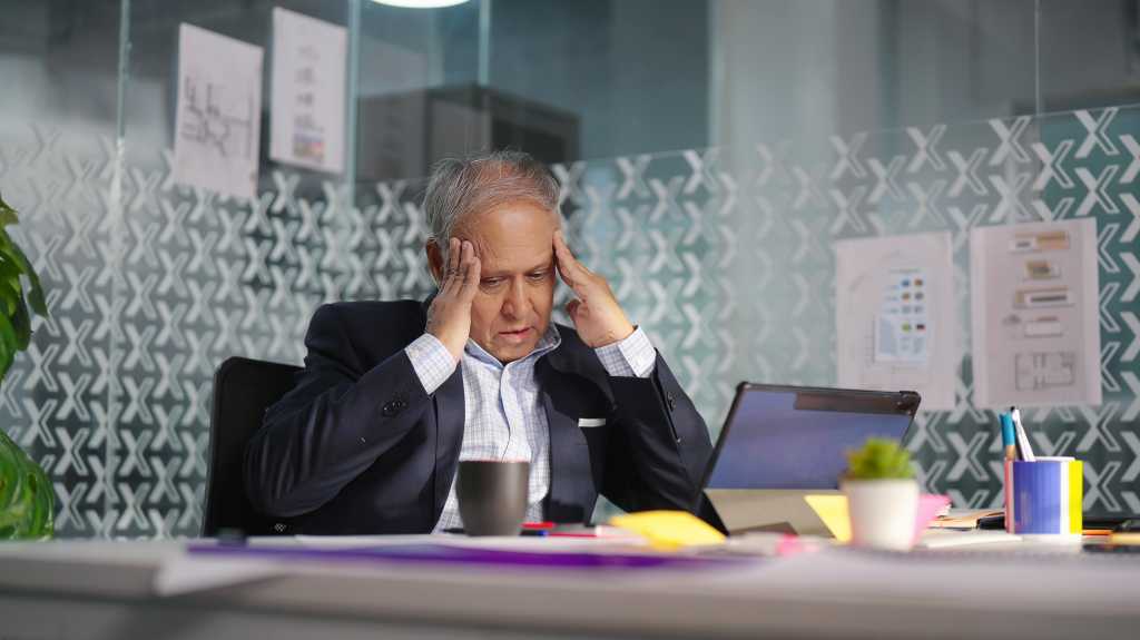 Manager Headache 16z9 GERMANY ONLY