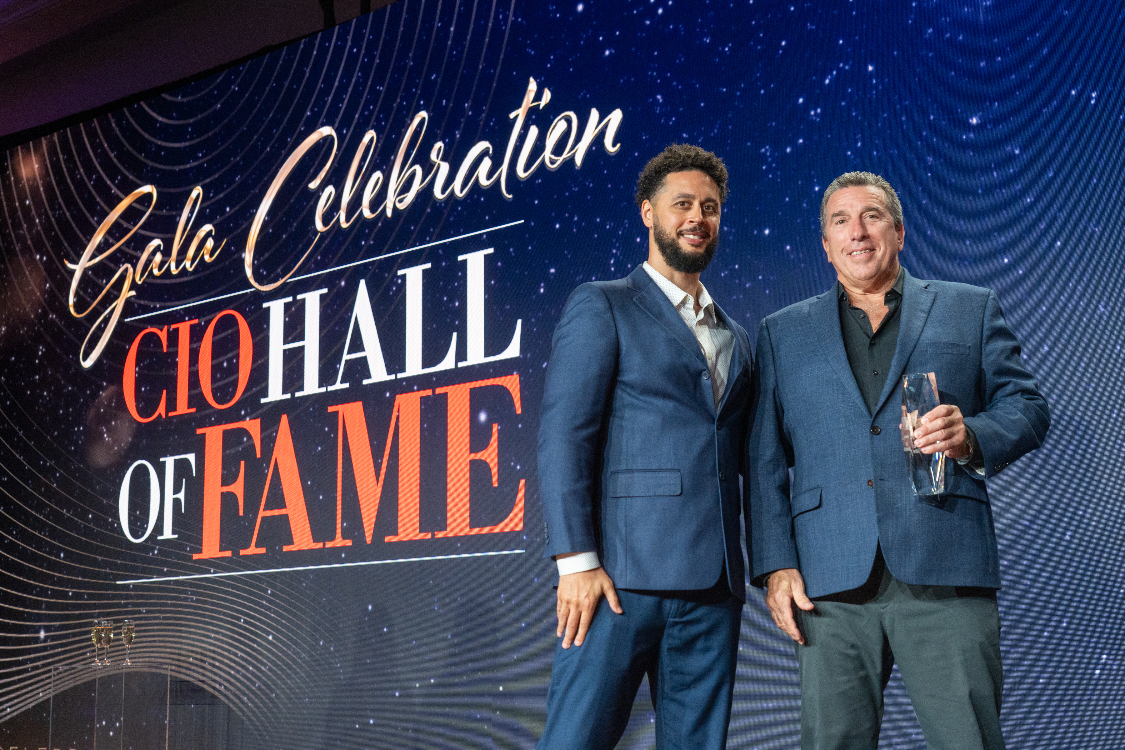 Jim Scholefield receiving the CIO Hall of Fame award