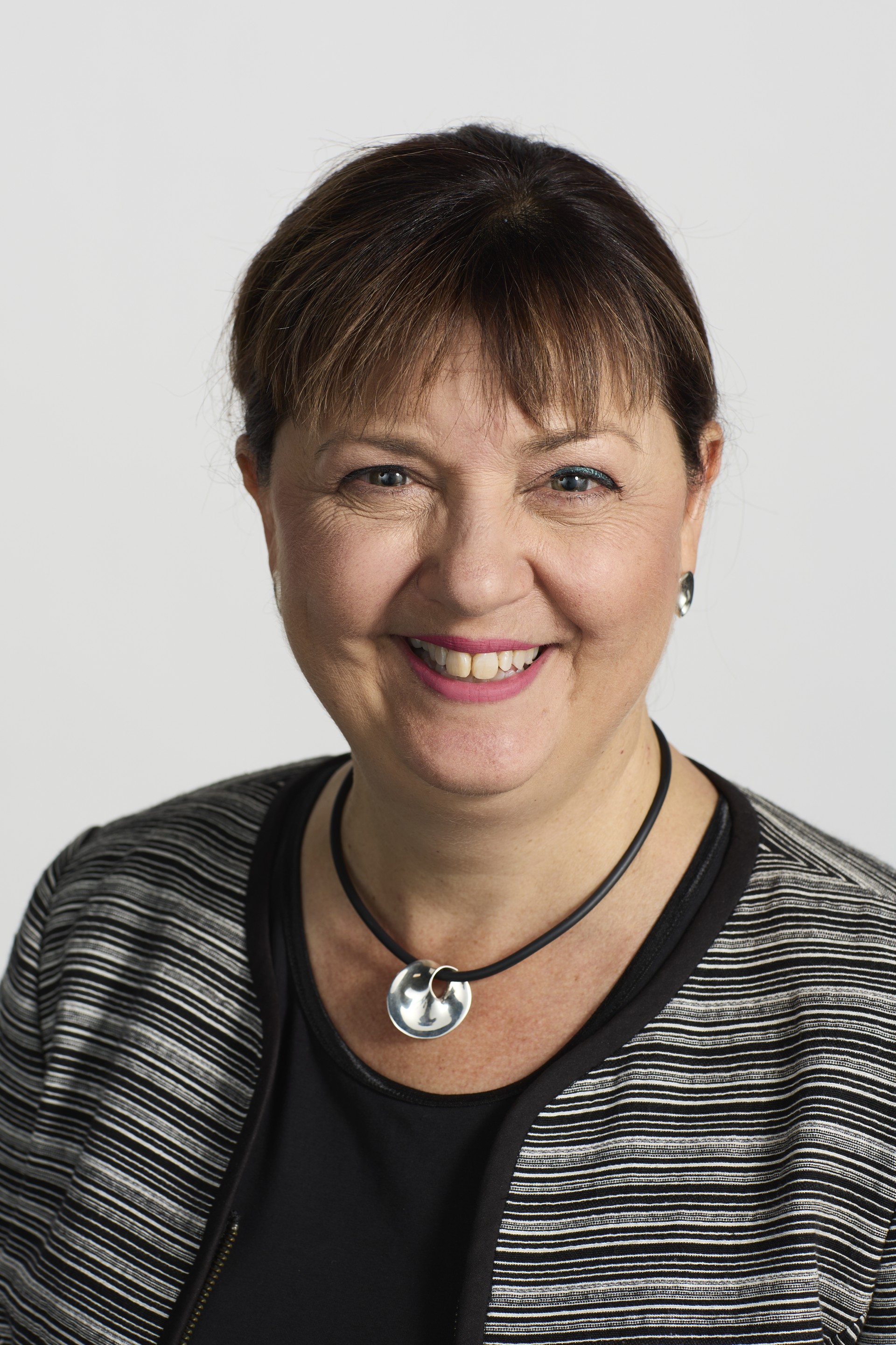 Dr Chrissy Burns