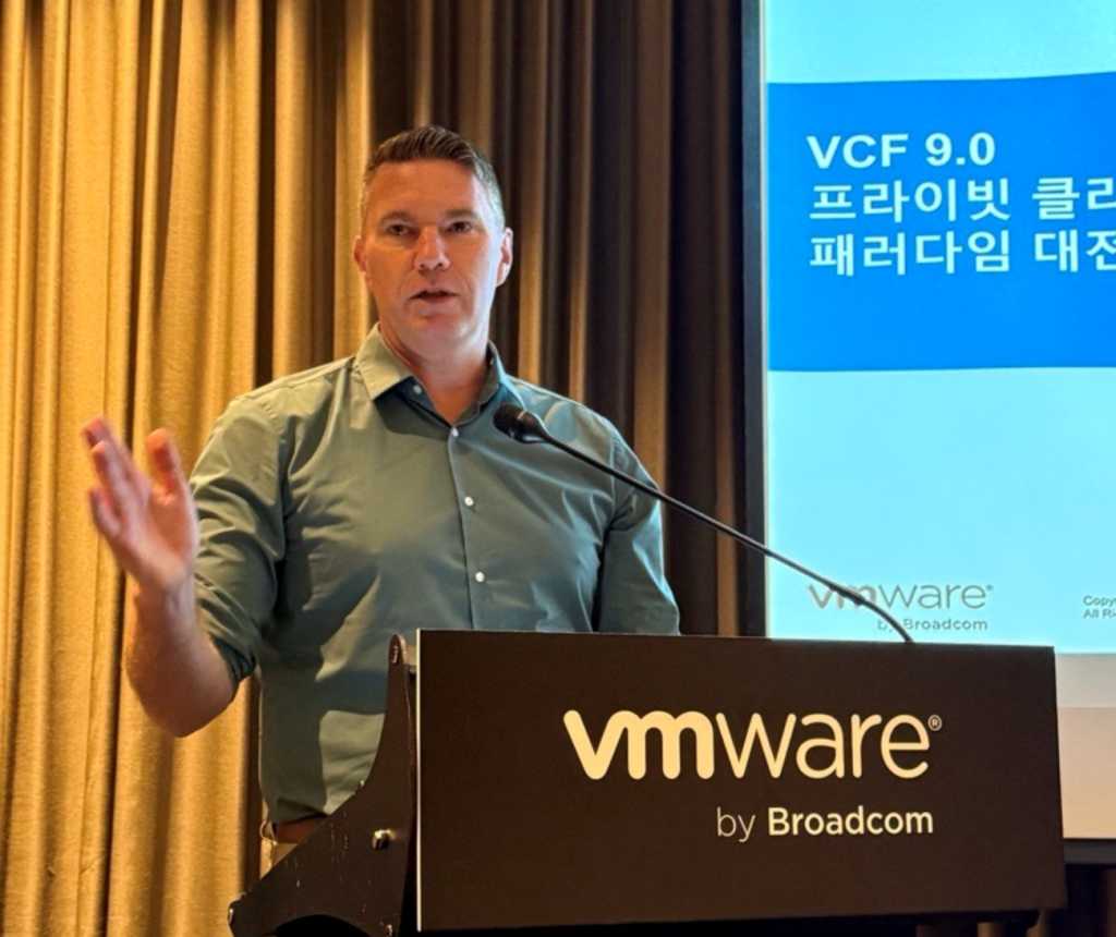 VMware Paul Simos