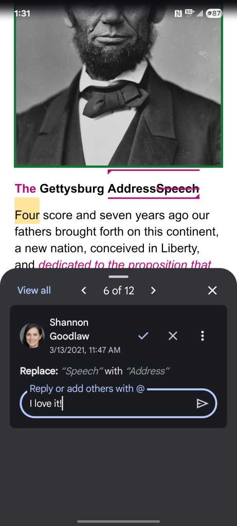 captura de pantalla del panel de revisión de comentarios abierto sobre el documento en la aplicación Google Docs para Android