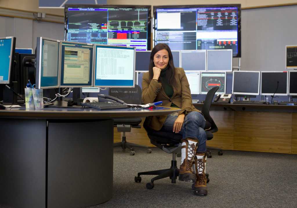 La científica Sonia Fernández‑Vidal, doctora en Óptica e Información Cuántica, durante su etapa en el CERN