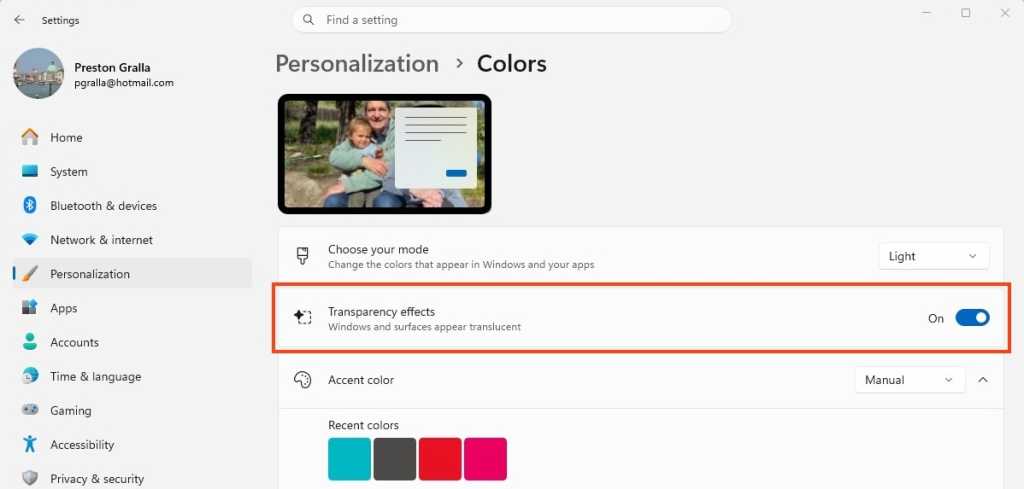 captura de pantalla de configuración de Windows> personalización> pantalla de colores con efectos de transparencia alternar resaltado» class=»wp-image-4177289″ width=»1024″ height=»490″ sizes=»auto, (max-width: 1024px) 100vw, 1024px»/><figcaption class=
