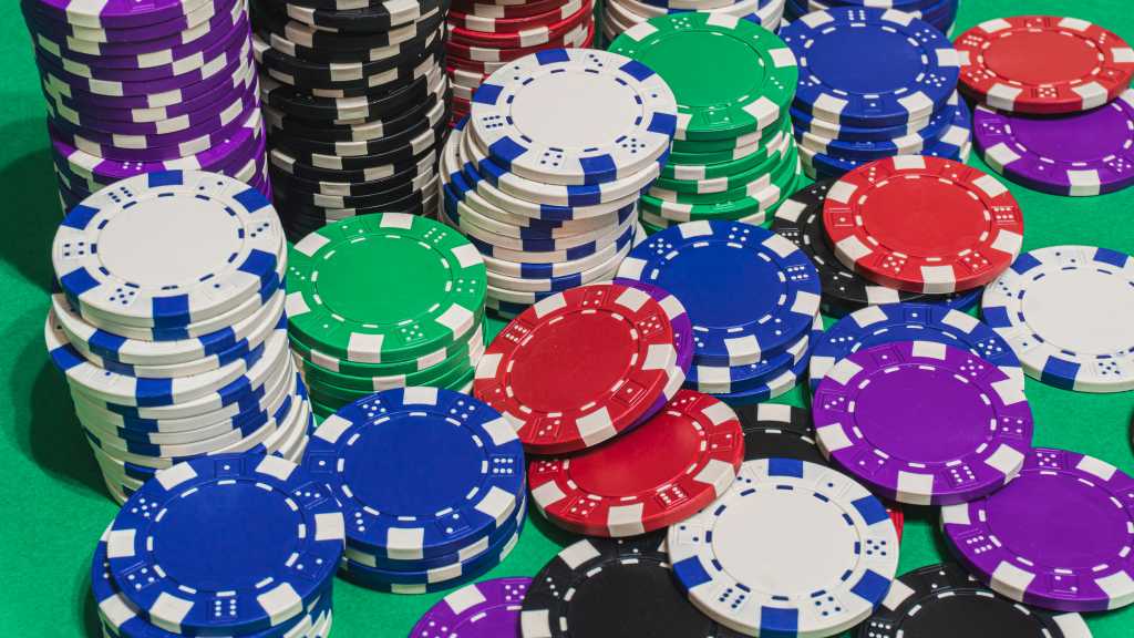 Token 16z9